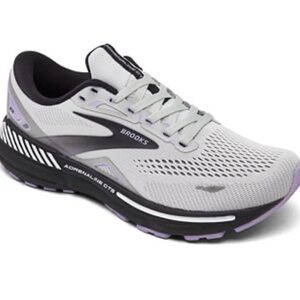 Brooks Women's Adrenaline GTS 23
Size 8.5